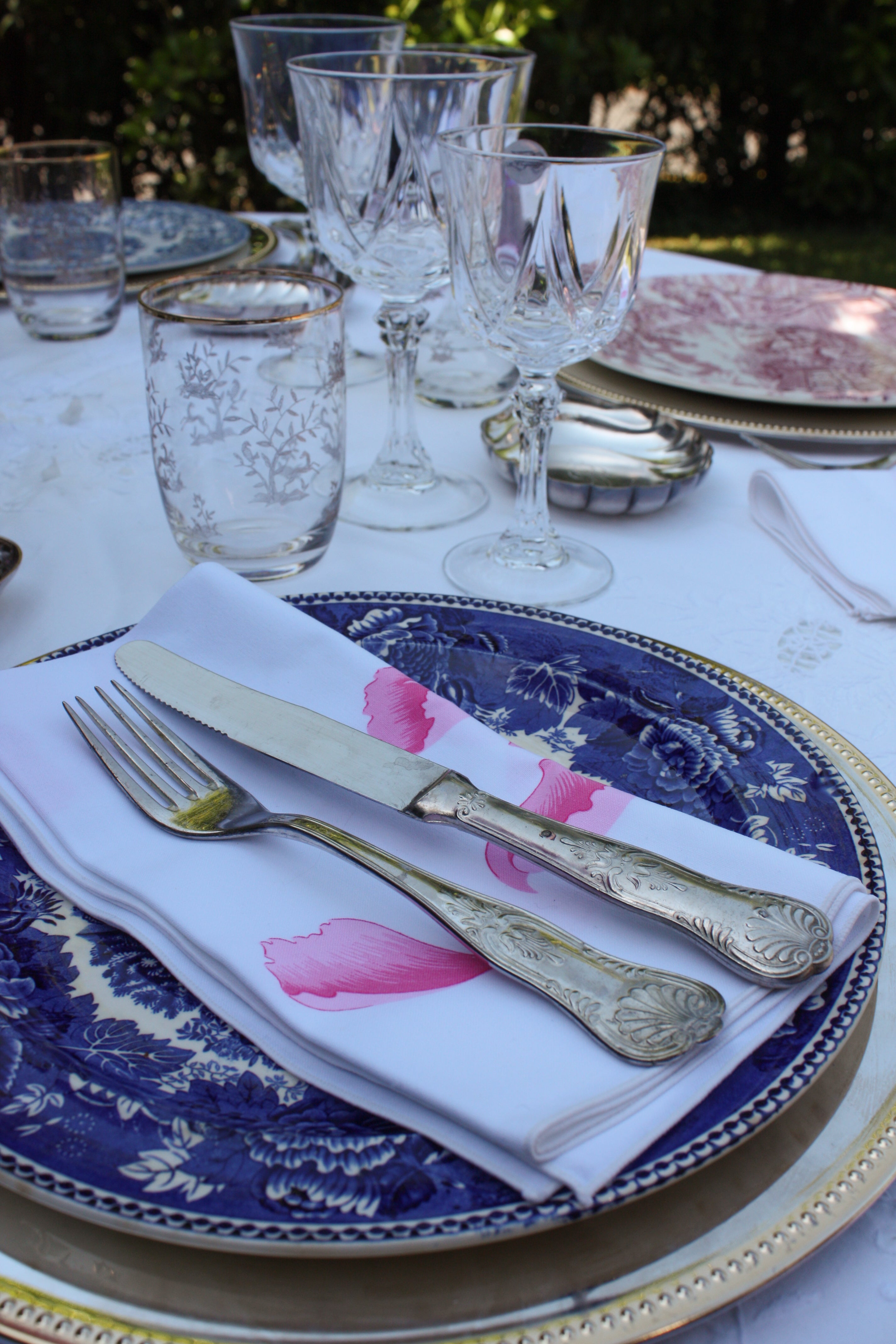 Hermès Les Pivoines Placemats & Napkins (Set of 5) - circa 1990's